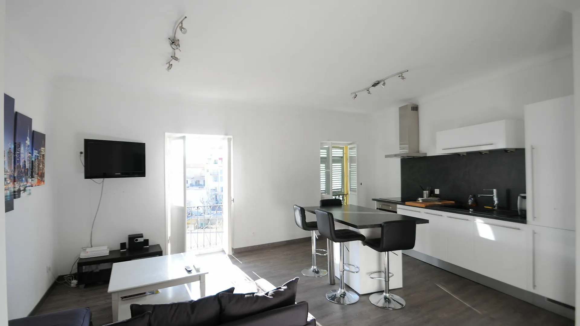 Dernier Etage Boyer contacts